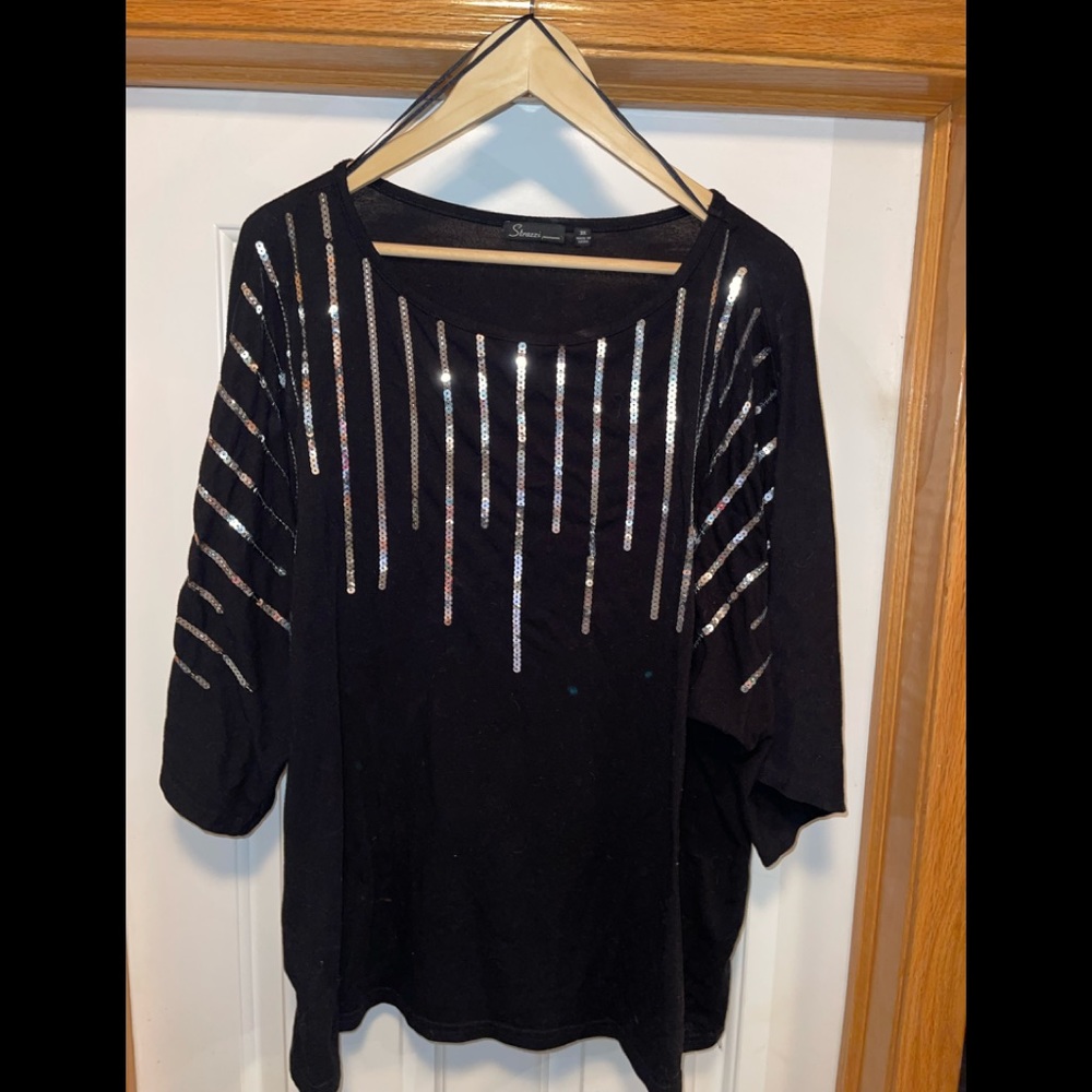 Plus size 3xl womens top. Sequins all in tack! Gently used
